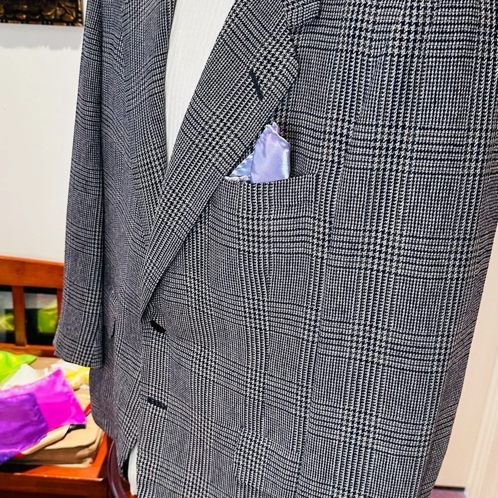 Vintage Neiman Marcus Men's Houndstooth Sports Coat. - Picture 8 of 13